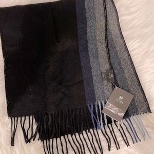TUMI Scarf